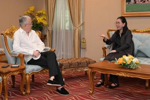 ปลัดกระทรวงการท่องเที่ยวและกีฬา ให้การต้อนรับประธานกรรมการบริหาร We Are the World หารือความร่วมมือประชุมสุดยอดด้านการแพทย์ระดับนานาชาติ