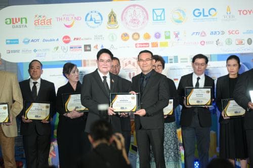 ผู้ช่วยปลัดกระทรวงฯ รับรางวัล Friendly Design Awards 2025 ในงาน Thailand Friendly Design, Health Innovation &amp; Tourism for All Expo 2025