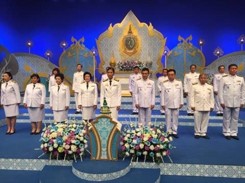 รัฐมนตรีว่าการกระทรวงการท่องเที่ยวและกีฬา(รมว.กก.) และ ปลัดกระทรวงการท่องเที่ยวและกีฬา นำข้าราชการในสังกัดร่วมถวายพระพรแด่สมเด็จพระนางเจ้าสิริกิติ์ ๑๒ สิงหาคม ๒๕๖๐