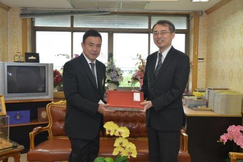 Mr. Shutaro OMURA Minister (Political Affairs) เข้าเยี่ยมคารวะ ท่านปลัดกระทรวงการท่องเที่ยวและกีฬา 