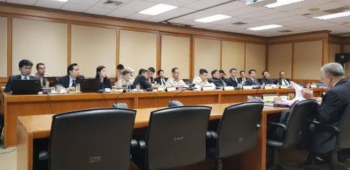 ปลัดกระทรวงฯ เข้าร่วมประชุมคณะกรรมาธิการวิสามัญพิจารณาร่าง พ.ร.บ.ส่งเสริมมาตรฐานผู้ฝึกสอนกีฬาและผู้ตัดสินกีฬา พ.ศ. .... 