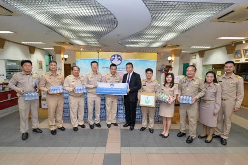 ปลัดกระทรวงฯ เป็นประธานมอบเครื่องอุปโภค บริโภค เพื่อนำไปช่วยเหลือโรงเรียนที่ประสบอุทกภัย