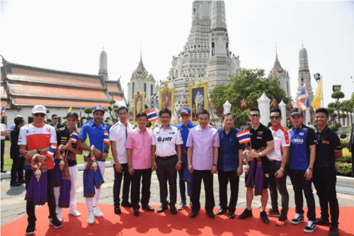 ต้อนรับคณะนักแข่งรถจักรยานยนต์ทางเรียบชิงแชมป์โลก