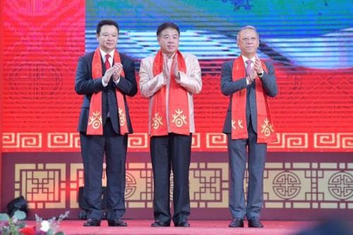 รมว.พิพัฒน์ ร่วมอวยพรเนื่องในเทศกาลตรุษจีน ฉลอง 45 ปี ความสัมพันธ์ ไทย-จีน