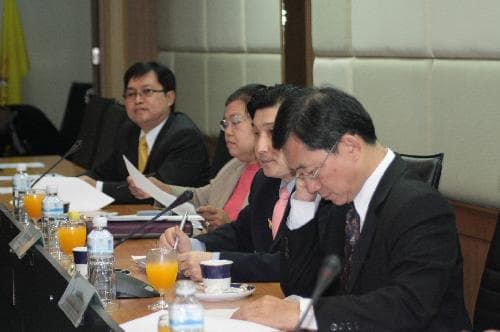 ประชุมพิจารณาโครงการช่วยเหลือด้านการเงินแก่ผู้ประสบการธุรกิจท่องเที่ยว