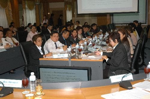 ประชุมหารือการช่วยเหลือนักท่องเที่ยว กรณีที่อยู่นอกกรอบและหลักเกณฑ์ มติคณะรัฐมนตรี