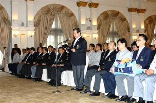 นำคณะเจ้าหน้าที่และนักกีฬาเอเชี่ยนอินดอร์เกมส์ ครั้งที่ 3 ที่สาธารณรัฐสังคมนิยมเวียดนาม เข้ารับโอวาทจาก ฯพณฯ นายกรัฐมนตรี