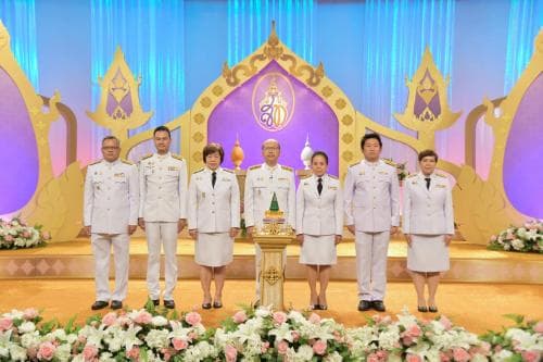 นายอารัญ บุญชัย ปลัดกระทรวงการท่องเที่ยวและกีฬา พร้อมคณะผู้บริหารกระทรวงการท่องเที่ยวและกีฬา ร่วมบันทึกเทปโทรทัศน์ กล่าวอาเศียรวาทถวายพระพรเนื่องในโอกาสวันเฉลิมพระชนมพรรษาสมเด็จพระนางเจ้าสุทิดา พัชรสุธาพิมลลักษณ พระบรมราชินี