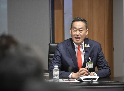 นายกรัฐมนตรีเป็นประธานการประชุมร่วมกับรัฐมนตรีว่าการกระทรวงการท่องเที่ยวและกีฬา เตรียมการรองรับนักท่องเที่ยว