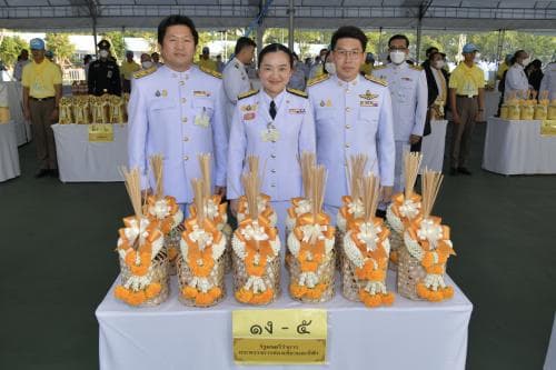 น้อมรำลึกในพระมหากรุณาธิคุณ พระบาทสมเด็จพระบรมชนกาธิเบศร มหาภูมิพลอดุลยเดชมหาราช บรมนาถบพิตร