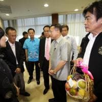 รมว.กระทรวงท่องเที่ยวเยี่ยมนักท่องเที่ยวเกาหลีซึ่งประสบอุบัติเหตุ