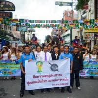 คืนความสุขให้นักท่องเที่ยวในช่วงฟุตบอลโลก @ Khaosan Road