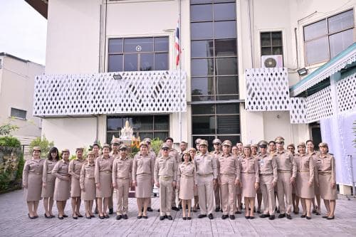 กระทรวงการท่องเที่ยวและกีฬา จัดกิจกรรมน้อมรำลึกเนื่องในวันพระราชทานธงชาติไทย ประจำปี 2568 เสริมสร้างพลังแห่งความสามัคคีและภาคภูมิใจในเอกราชของชาติ