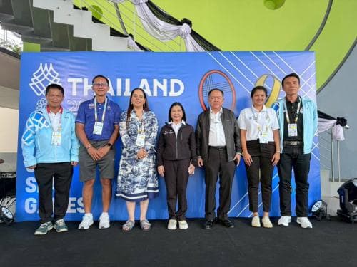 รองปลัดฯ ท่องเที่ยวและกีฬาร่วมชมและมอบรางวัลนักกีฬาเทนนิสชายคู่ หลังคว้าเหรียญทองซีเกมส์ ครั้งที่ 33