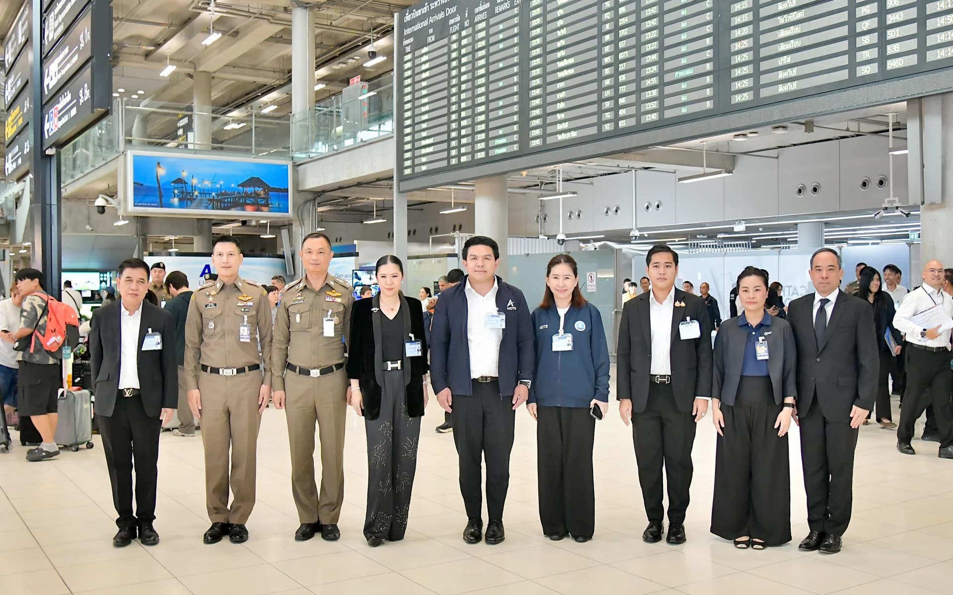 “สุรศักดิ์” บูรณาการทุกภาคส่วนยกระดับบริการสนามบินสุวรรณภูมิ มุ่งลดเวลารอคอย สร้างความเชื่อมั่นนักท่องเที่ยว ย้ำเป้าหมาย “สะดวก รวดเร็ว ปลอดภัย”