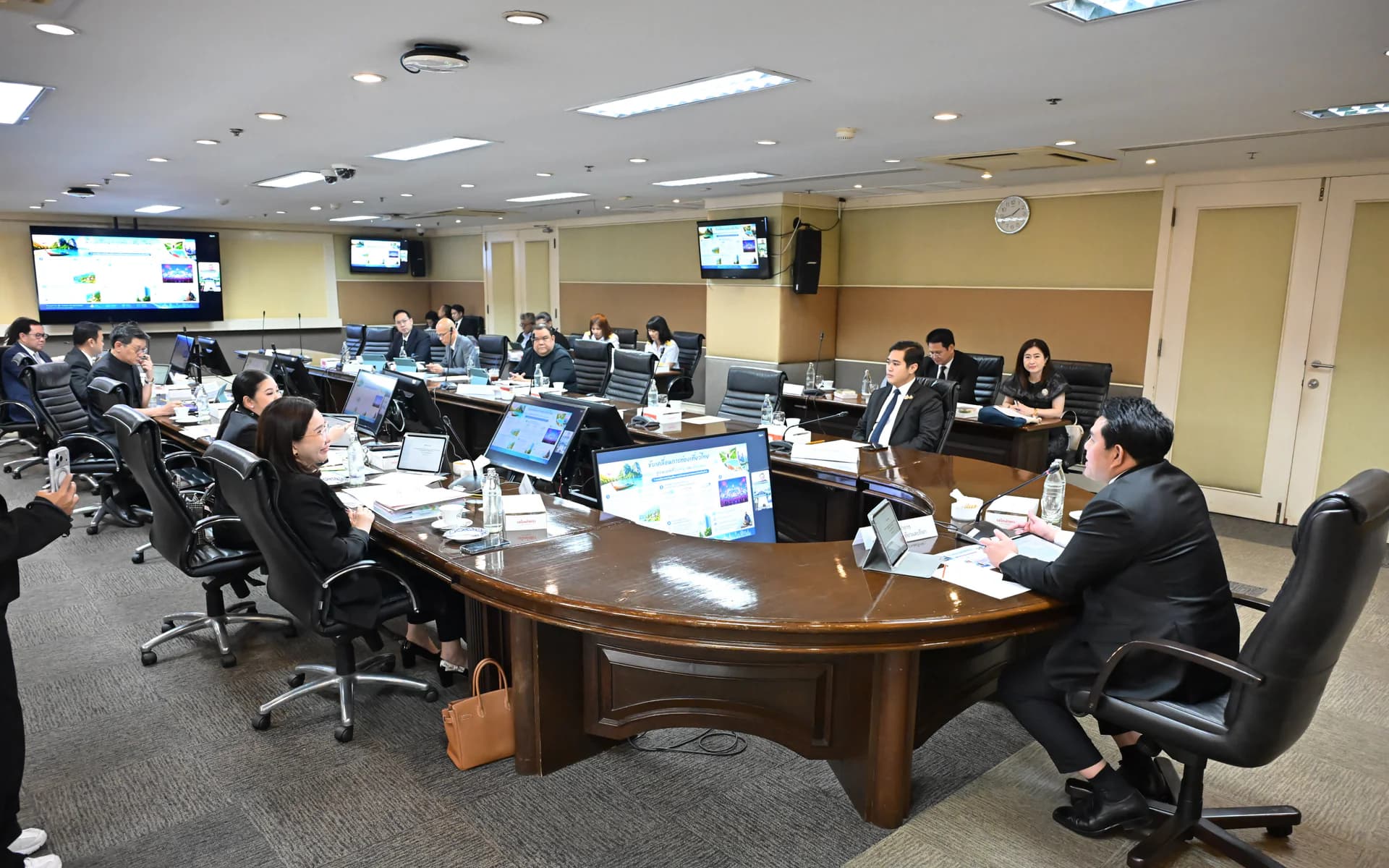 “รมว.สุรศักดิ์” ปักธงท่องเที่ยวไทย! ชู Value over Volume ดันไทยสู่ World Class Event Hub