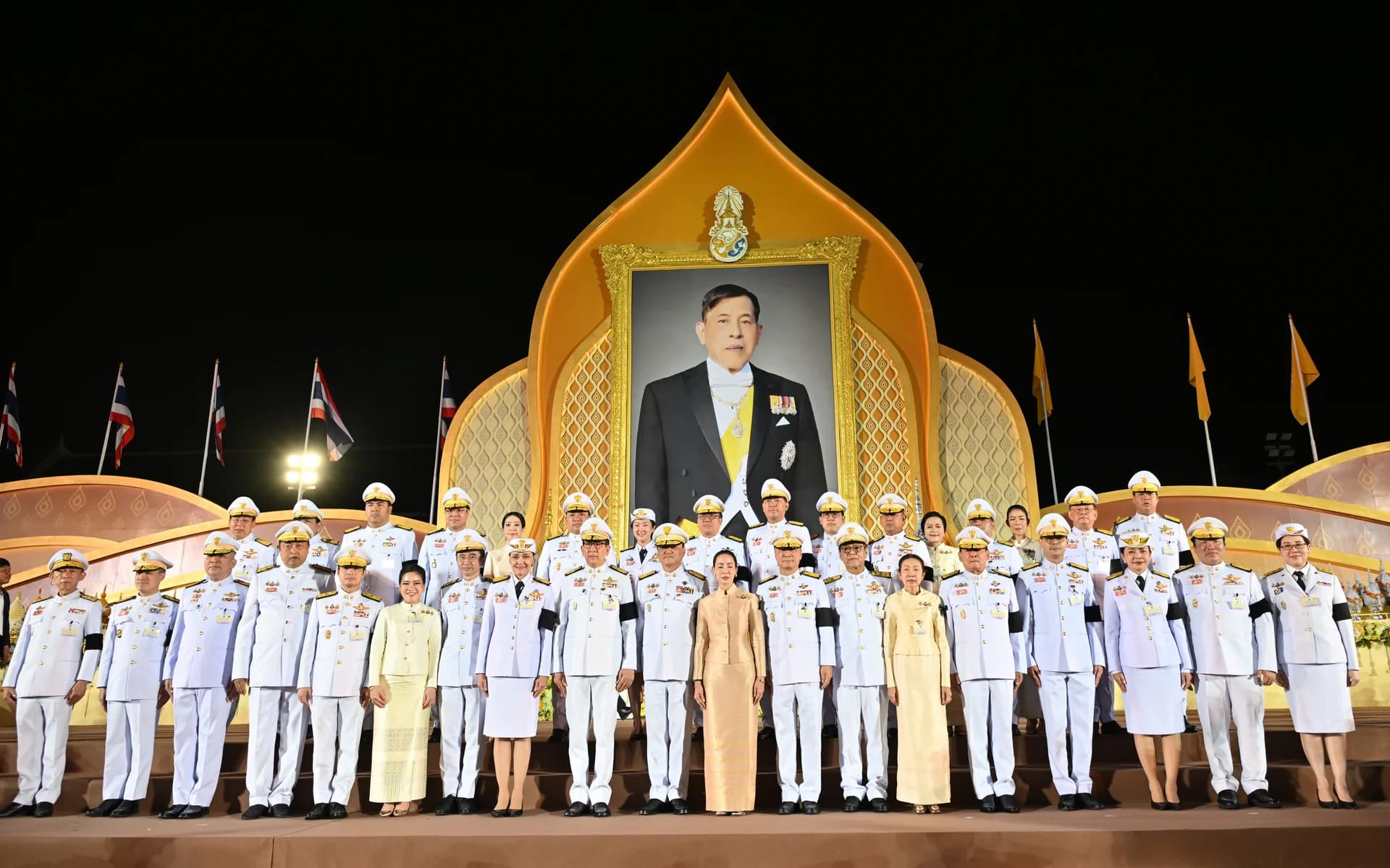 “รมว.สุรศักดิ์” ร่วมพิธีจุดเทียนถวายพระพรชัยมงคล น้อมสำนึกในพระมหากรุณาธิคุณ เนื่องในวันเฉลิมพระชนมพรรษา 28 กรกฎาคม 2569
