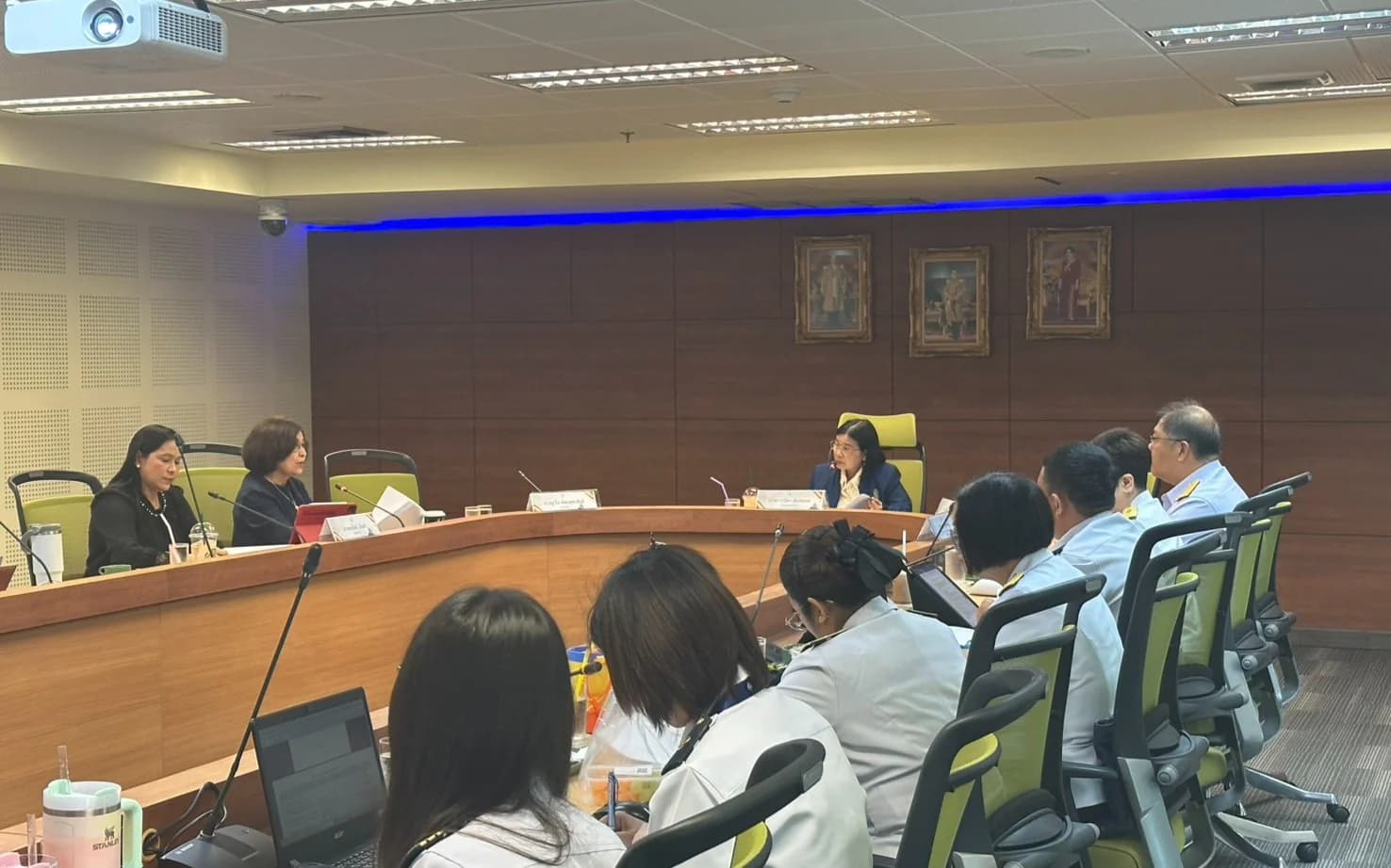 รองปลัดฯ วนิดา นั่งหัวโต๊ะ 2 คณะ ขับเคลื่อน “คน–ธรรมาภิบาล” ยกระดับ กกท. สู่ความยั่งยืน