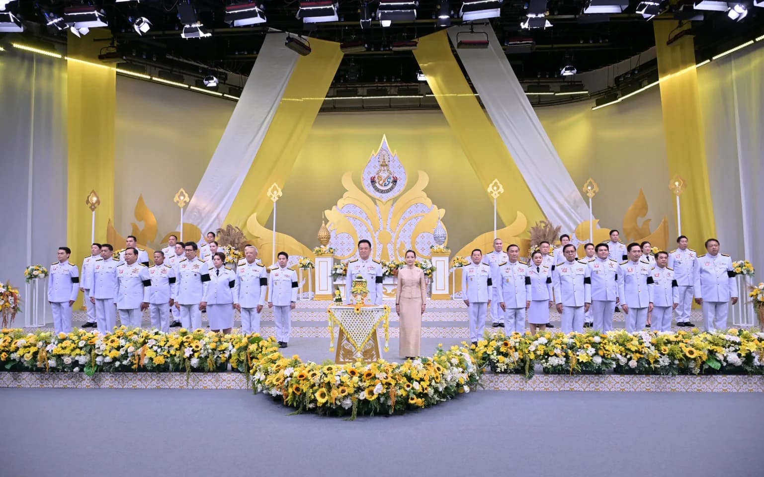 รมว.ท่องเที่ยวฯ ร่วม ครม. นำโดยนายกฯ "อนุทิน" บันทึกเทปถวายพระพรชัยมงคล พระบาทสมเด็จพระเจ้าอยู่หัว เนื่องในโอกาสวันเฉลิมพระชนมพรรษา 28 ก.ค. 2569