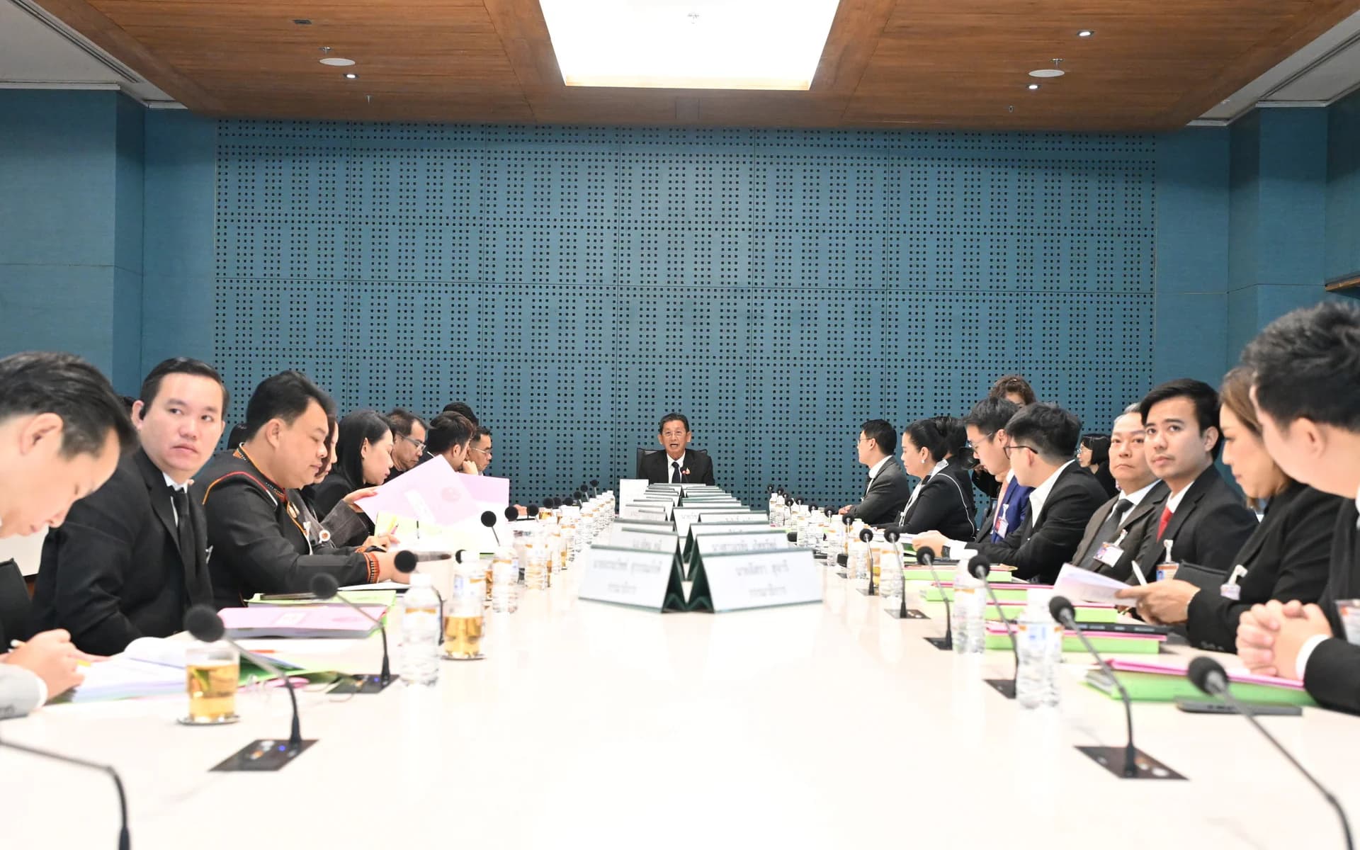 ก.ท่องเที่ยวฯ ร่วมประชุมกรรมาธิการวิสามัญฯ พิจารณาร่างกฎหมายคนเข้าเมืองและโรงแรม หนุนกฎหมายทันสมัย ยกระดับการท่องเที่ยวไทย