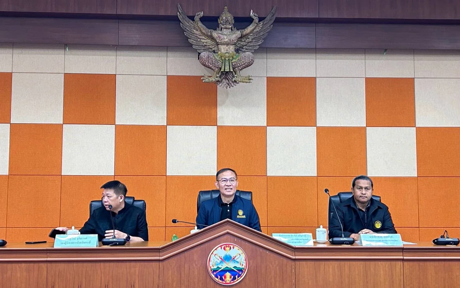 “ผู้ตรวจราชการฯ พัฒพงศ์ พงษ์สกุล เข้าร่วมการประชุมตรวจราชการตามแผนการตรวจราชการแบบบูรณาการของคณะผู้ตรวจราชการ เขตตรวจราชการที่ 6 จังหวัดกระบี่ ประจำปีงบประ