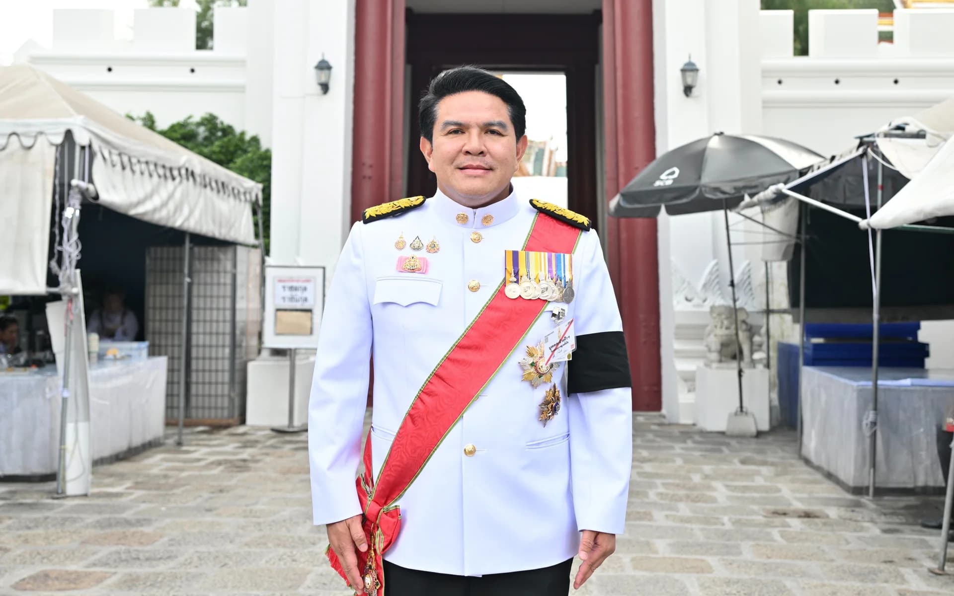 “รมว.สุรศักดิ์” เข้าเฝ้าทูลละอองธุลีพระบาท ในพระราชพิธีทรงบำเพ็ญพระราชกุศลครบ 1 ปี วันสวรรคต สมเด็จพระนางเจ้าสิริกิติ์ฯ