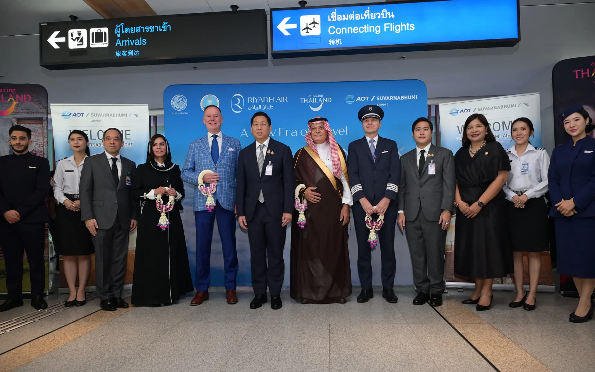 “สุรศักดิ์” มอบ “พัสกร” ร่วมต้อนรับเที่ยวบินปฐมฤกษ์ Riyadh Air เปิดเส้นทางบินตรง “ริยาด–กรุงเทพฯ” เสริมศักยภาพการท่องเที่ยวตลาดตะวันออกกลาง