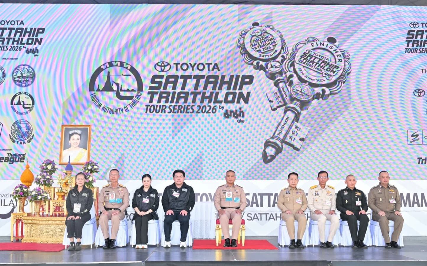 รมว.สุรศักดิ์ ขับเคลื่อนกีฬาสู่การท่องเที่ยว สร้างโอกาสประชาชน-ผู้ประกอบการภาคตะวันออก ผ่านมหกรรม “AMAZING RACE FESTIVAL SATTAHIP TRIATHLON 2026”