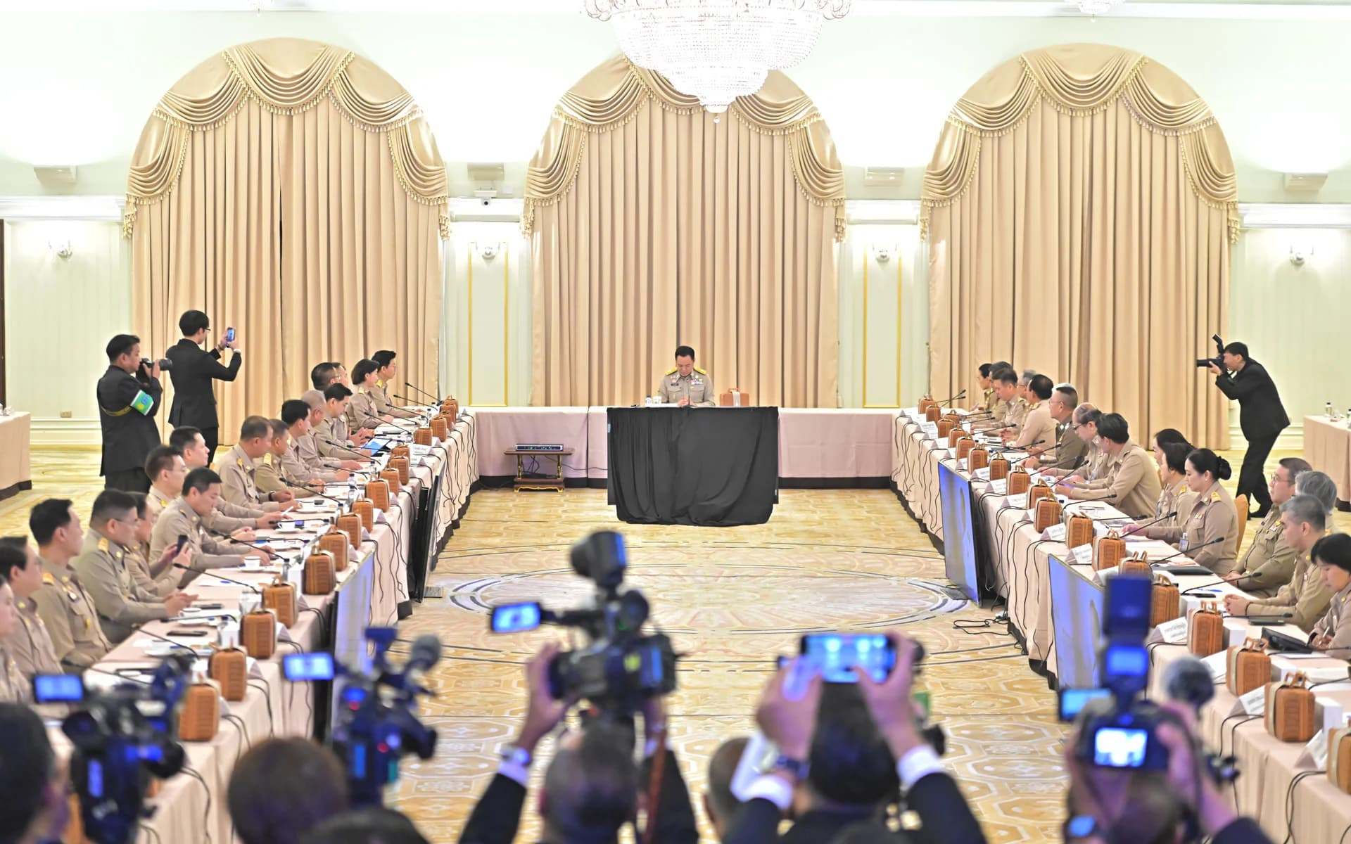 “รองปลัดฯณัฏฐิรา” ร่วมประชุมหัวหน้าส่วนราชการระดับกระทรวงฯ ครั้งที่ 2/2569 “นายกฯ อนุทิน” มอบนโยบาย ขับเคลื่อนงานภาครัฐเพื่อประโยชน์ประชาชน