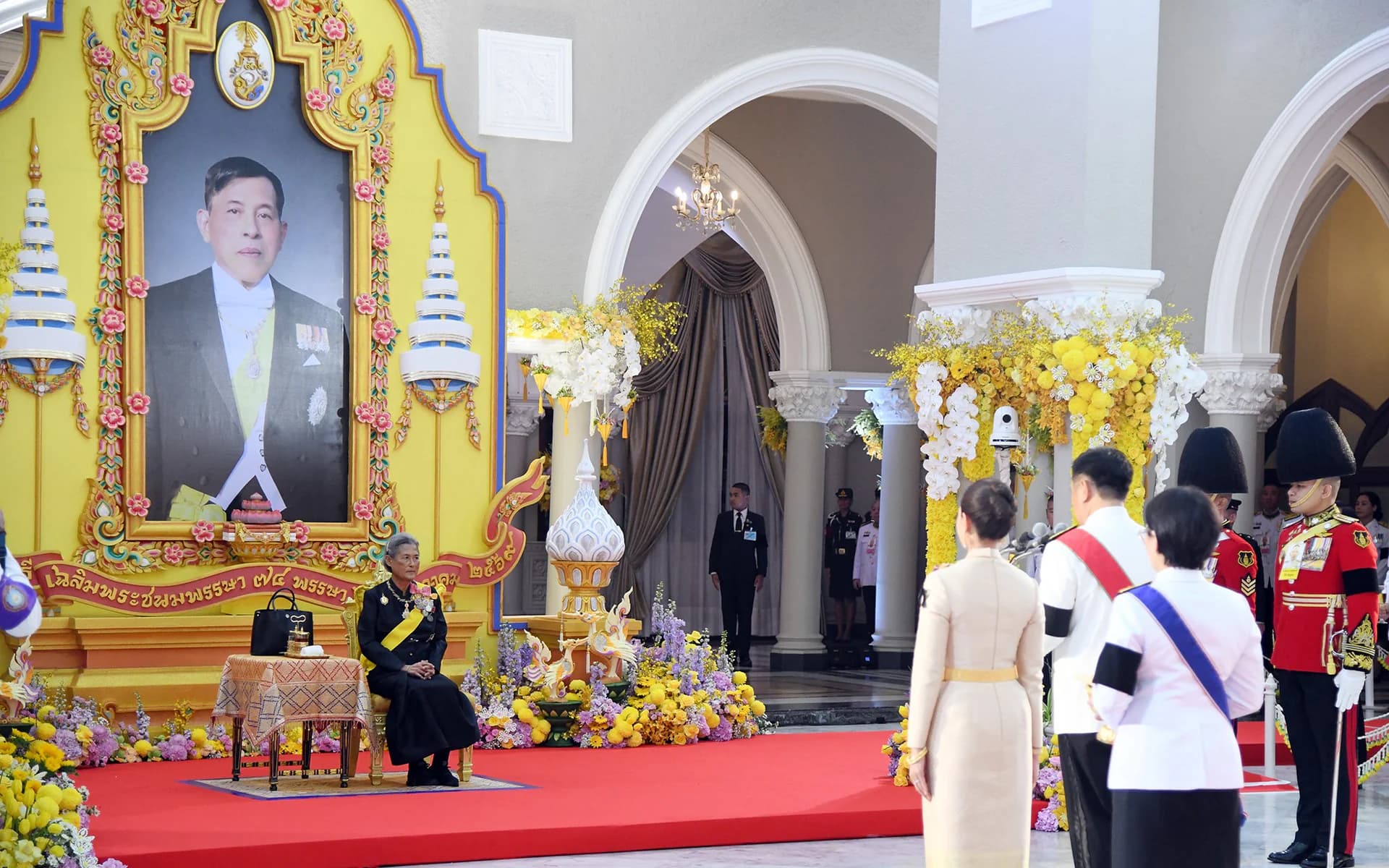 "รมว.สุรศักดิ์" นำคณะผู้บริหารกระทรวงท่องเที่ยวฯ ร่วมงานสโมสรสันนิบาต เฉลิมพระเกียรติพระบาทสมเด็จพระเจ้าอยู่หัว ณ ทำเนียบรัฐบาล