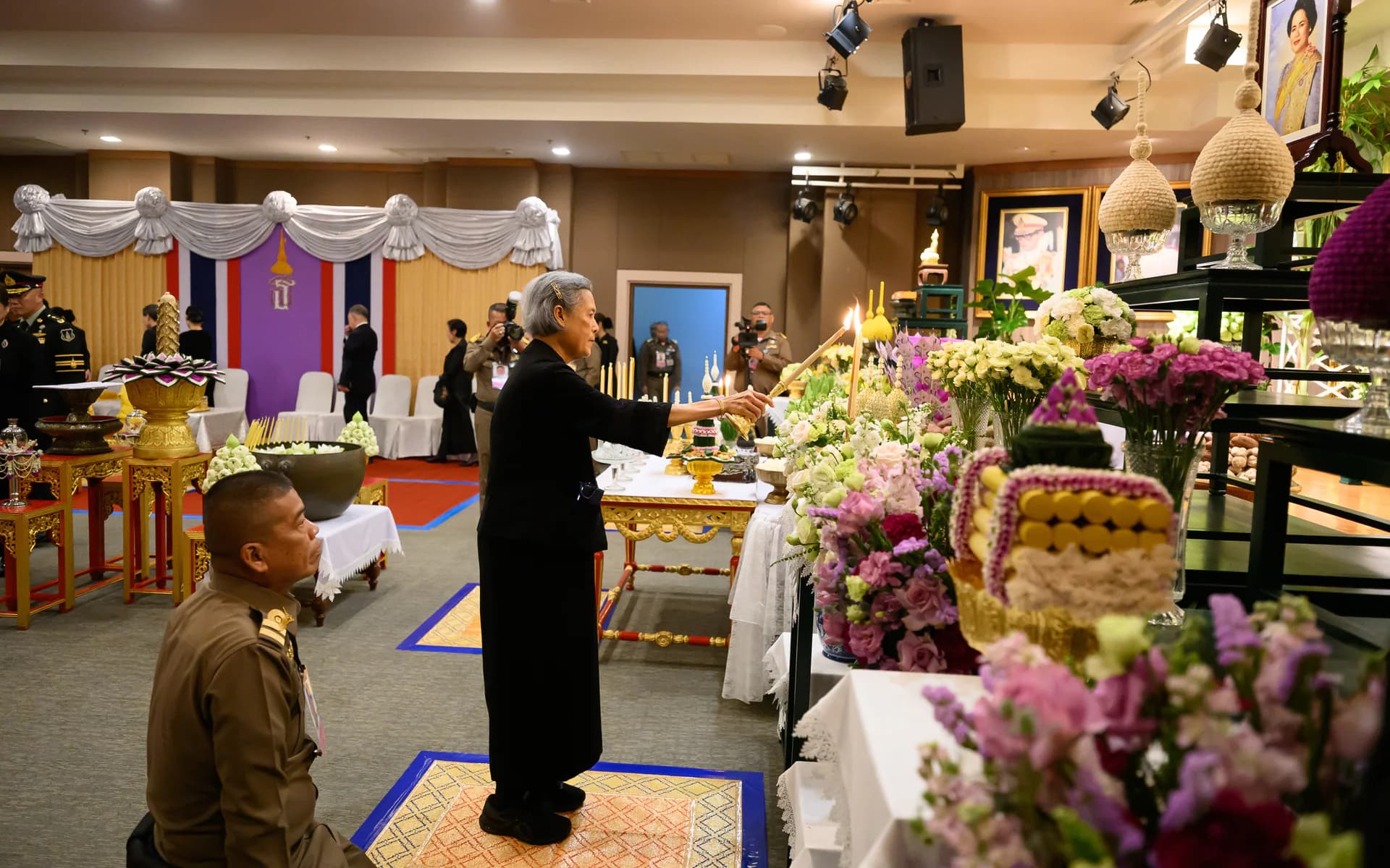ก.ท่องเที่ยวและกีฬา ร่วมเฝ้าฯ รับเสด็จกรมสมเด็จพระเทพฯ ในงานเทศน์มหาชาติ เฉลิมพระเกียรติสมเด็จพระบรมราชชนนีพันปีหลวง