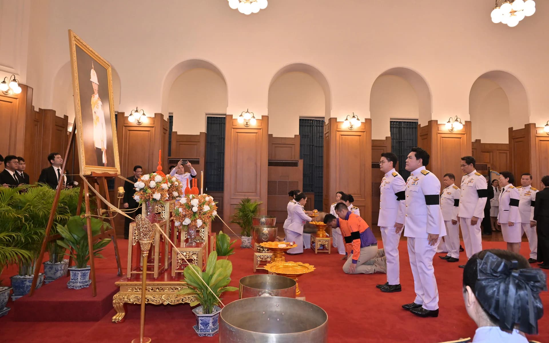 รมว.ท่องเที่ยวและกีฬา ร่วมคณะรัฐมนตรี เข้าถวายน้ำสรงพระศพ สมเด็จพระเจ้าลูกเธอ เจ้าฟ้าพัชรกิติยาภาฯ น้อมรำลึกพระกรุณาธิคุณด้านการกีฬาเพื่อปวงชน