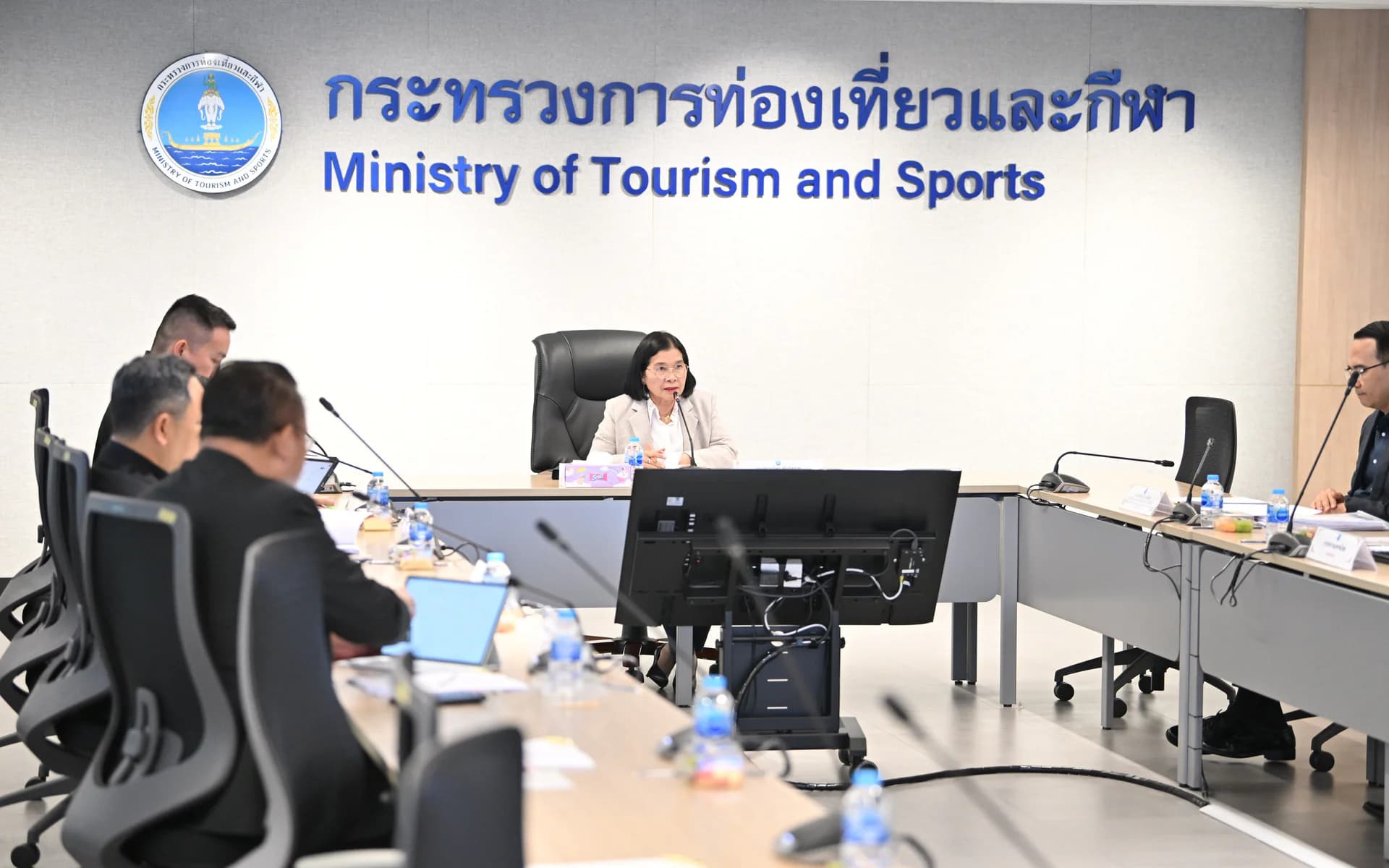 ท่องเที่ยวฯ เร่งเครื่อง “ค่าธรรมเนียมนักท่องเที่ยวต่างชาติ” เดินหน้าร่างประกาศฯ หนุนพัฒนาแหล่งท่องเที่ยว-คุ้มครองผู้มาเยือน กระทรวงการท่องเที่ยวและกีฬา เด