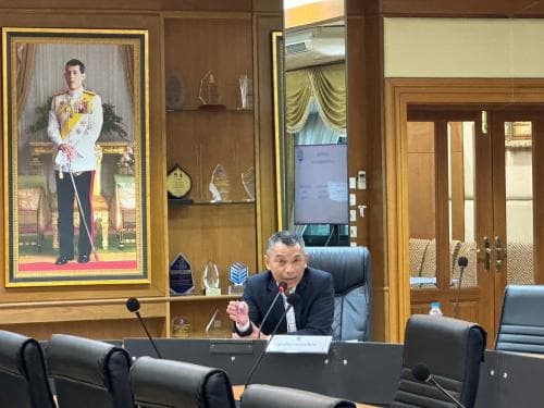 การประชุมเพื่อหาแนวทางข้อเสนอการจ้างเหมาเอกชนดำเนินงานของหน่วยงานในส่วนกลาง สำนักงานปลัดกระทรวงการท่องเที่ยวและกีฬา และสำนักงานรัฐมนตรี
