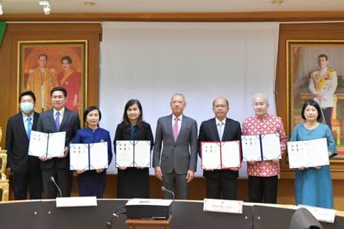 พิธีลงนามบันทึกข้อตกลงความร่วมมือการบูรณาการระบบอำนวยความสะดวกแก่ผู้เดินทาง (Ease of Traveling)