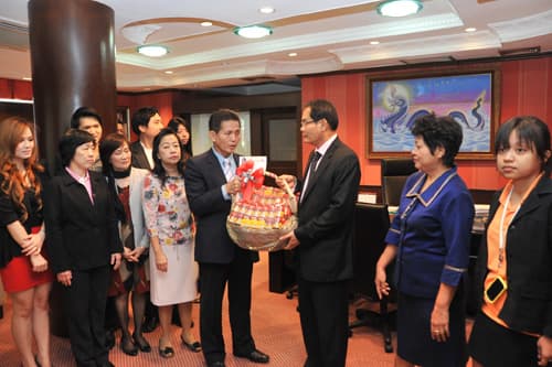 คณะข้าราชการและเจ้าหน้าที่ ศทส.เข้าเยี่ยมคาราวะปลัดกระทรวงการท่องเที่ยวและกีฬา 