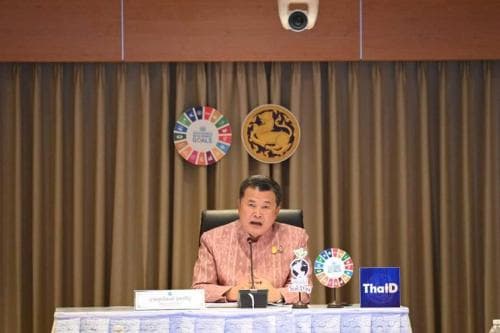 ปลัด มท. นำประชุมส่งเสริมการออกกำลังกายให้เป็นวิถีชีวิต เน้นย้ำ นายอำเภอต้องเป็น "ผู้นำต้นแบบในการออกกำลังกาย" พร้อมหนุนเสริมให้มีชมรมส่งเสริมออกกำลังกายทุกหมู่บ้านทั่วประเทศ เพื่อประชาชนคนไทยมีสุขภาพที่ดีอย่างยั่งยืน