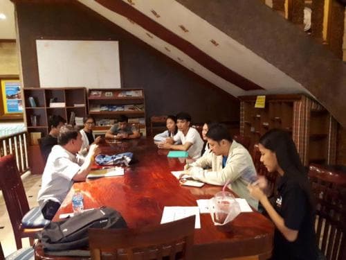วันที่ 15 กุมภาพันธ์ 2561 ได้จัดประชุมคณะทำงานเตรียมความพร้อมในการจัดตั้งศูนย์ช่วยเหลือนักท่องเที่ยว ในการรองรับการแข่งขัน Winter Test การแข่งขันจักรยานชิวแชมป์โลก รายการโมโตจีพี สนามที่ 15 ระหว่างวันที่ 16-18 กุมภาพันธ์ 2561 ณ สนามช้าง อินเตอร์เนชั่นแนล