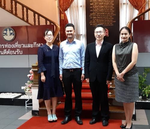 วันที่ 22 มีนาคม 2561 สถานเอกอัครราชทูตสาธารณรัฐประชาชนจีนประจำราชอาณาจักรไทย เข้าพบหารือผู้อำนวยการกองมาตรฐานและกำกับความปลอดภัยนักท่องเที่ยว เรื่องความปลอดภัยของนักท่องเที่ยวจีน